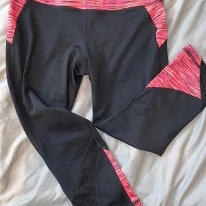 athletic leggings